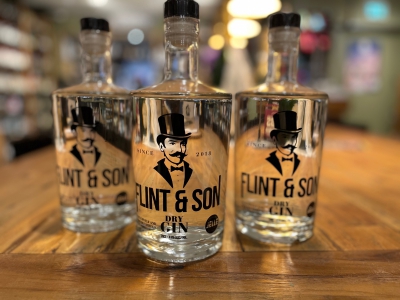 Flint & son dry gin
